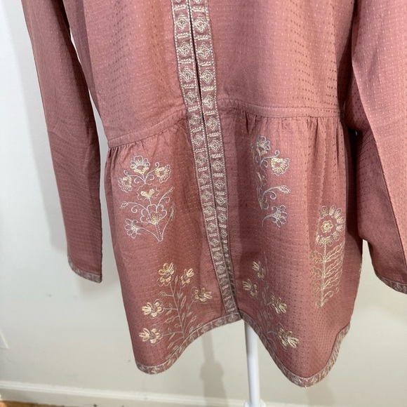 Logo lavish sz sm tunic style top that can be worn open or closed in the front - Picture 7 of 16